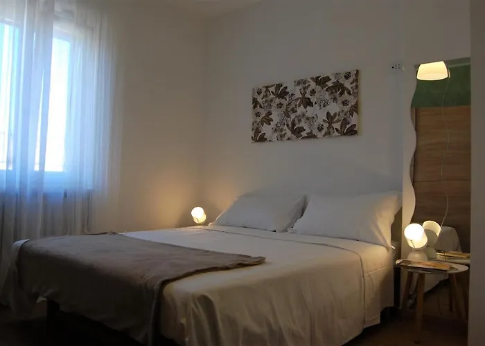 Corte Colori 3* Cola (Verona)