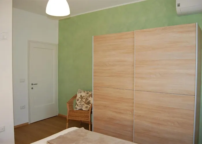 Corte Colori Guest house Cola (Verona)